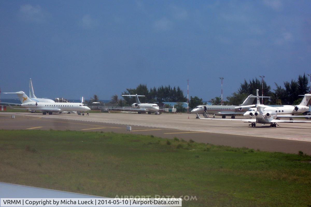 Malé International Airport, Hulhulé Island, North Malé Atoll Maldives (VRMM) - Business jets at Malé 