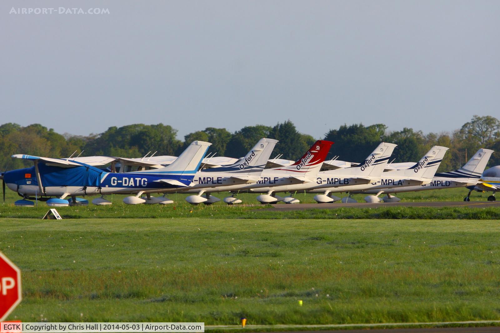 Oxford Airport, Oxford, England United Kingdom (EGTK) - Oxford Aviation Academy Cessna 182T's