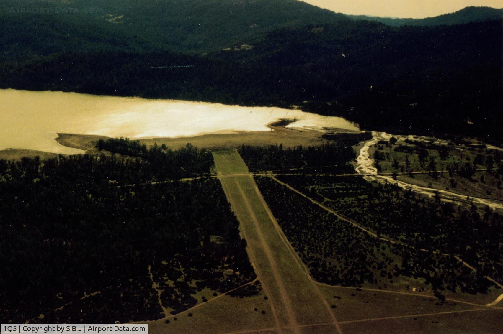 Gravelly Valley Airport (1Q5) - Nice when you can park your plane near the water.