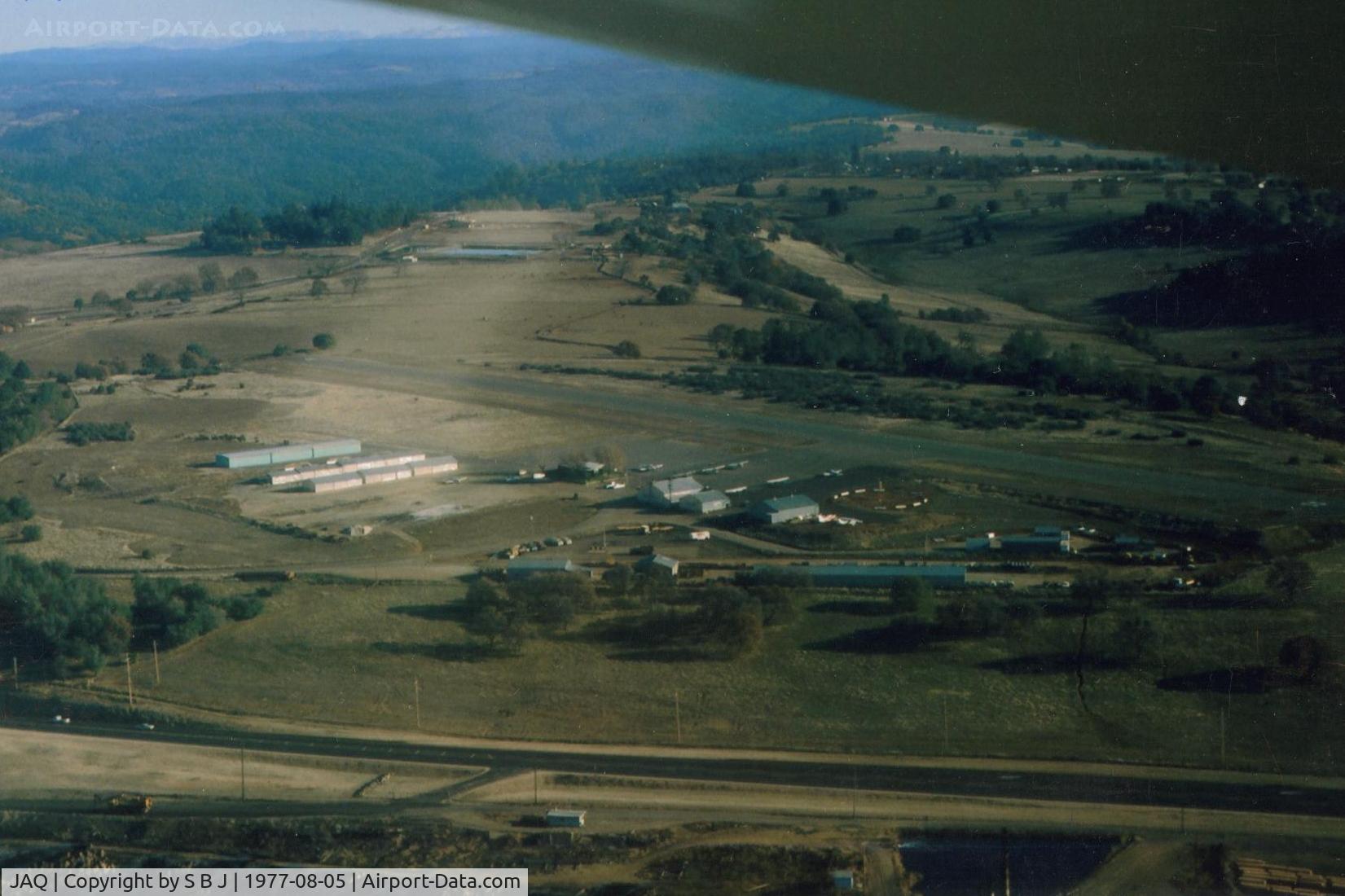 Westover Field Amador County Airport (JAQ) - The two planes on the side of the big hangar near segmented circle(C172 on-6/5/77),were both in landing accidents.This happened often on the short runway,especially in the summer. If you learned to fly at JAQ on the short runway,you learned well.