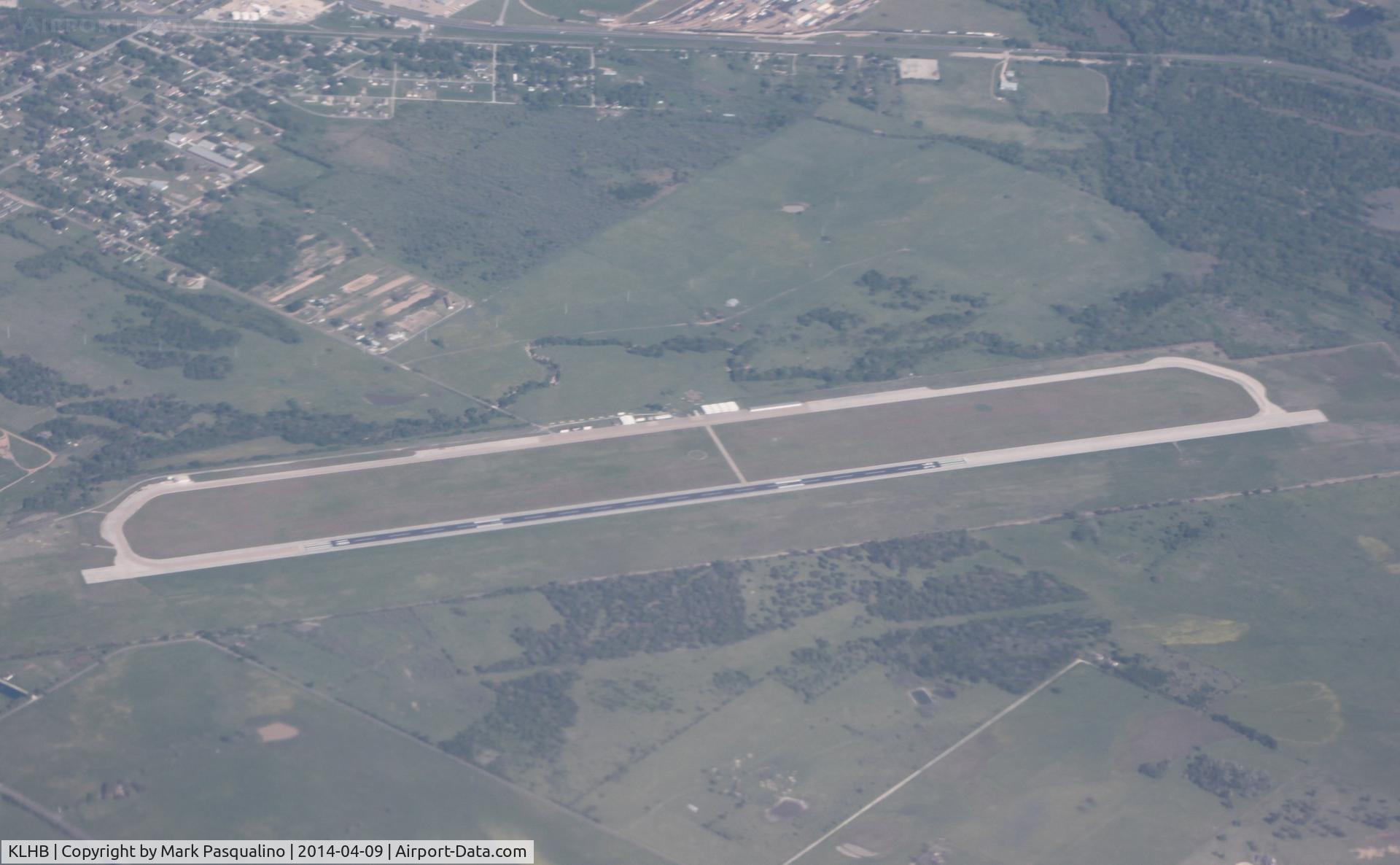Hearne Municipal Airport (LHB) - Hearne Municipal Airport