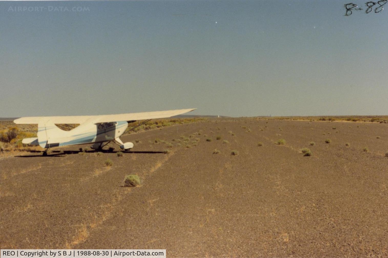 Rome State Airport (REO) - N3368E at desolate Rome State airport in Oregon. Notice the Vortac in the distance .This is in a very (near) active low level MOA, a lot of low fast movers. 68E flew from Parma,Id. to Tracy,Ca. this day, but it did take 8.3 hours. 