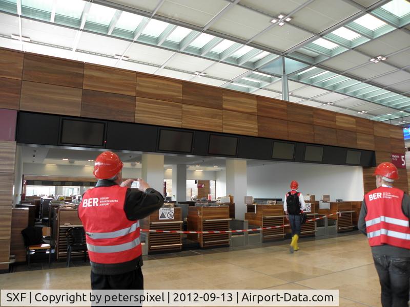 Berlin Brandenburg International Airport, Berlin Germany (SXF) - Rundgang durch den Flughafen Berlin- Brandenburg / BER am 13.09.2012