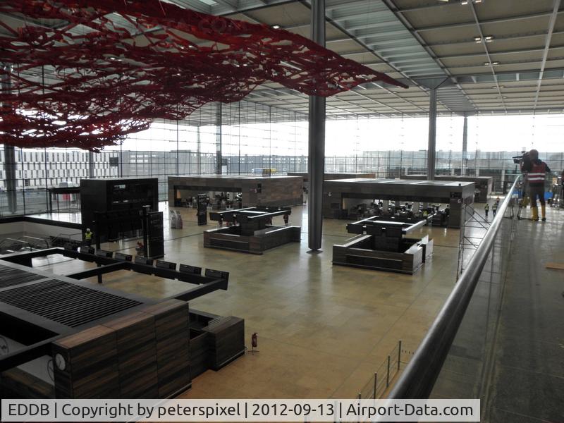 Berlin Brandenburg International Airport, Berlin Germany (EDDB) - Rundgang durch den Flughafen Berlin- Brandenburg / BER am 13.09.2012