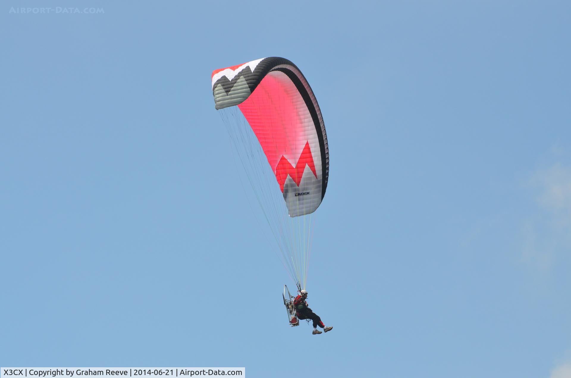 X3CX Airport - Crabfield 2014 at Northrepps.