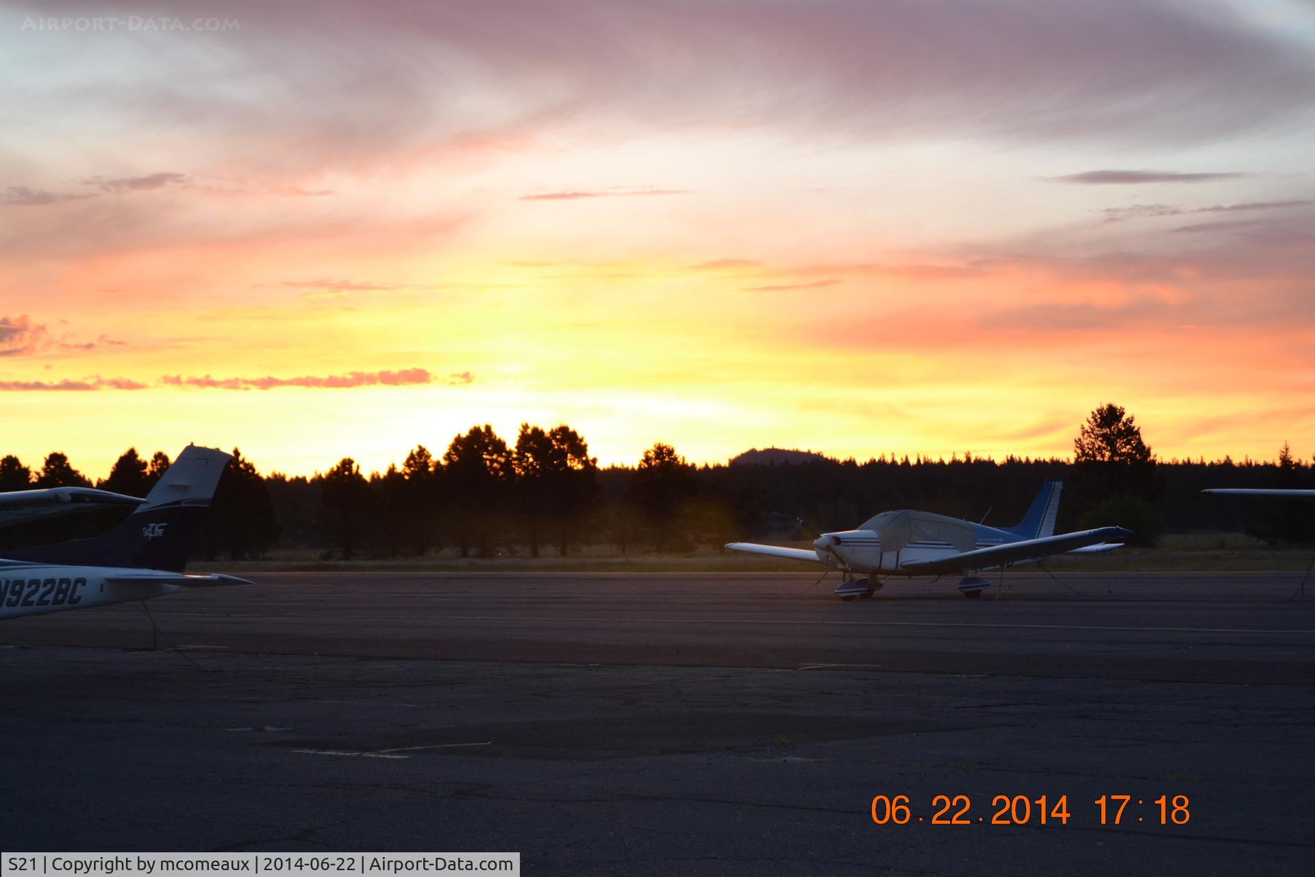 Sunriver Airport (S21) - A.M. Flight out of Sunriver
