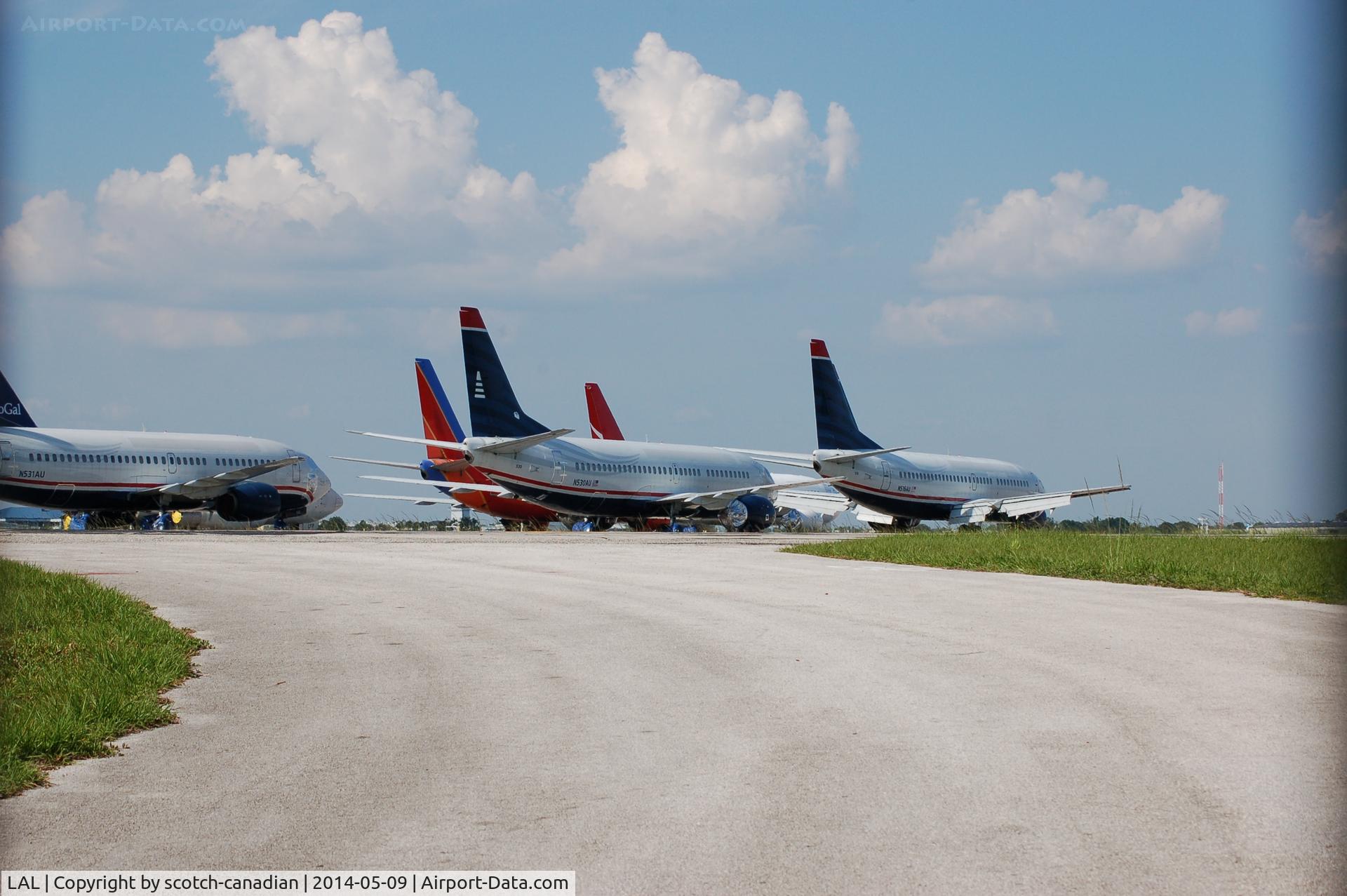 Lakeland Linder Regional Airport (LAL) - Boeing 737's in storage at Lakeland Linder Regional Airport, Lakeland, FL