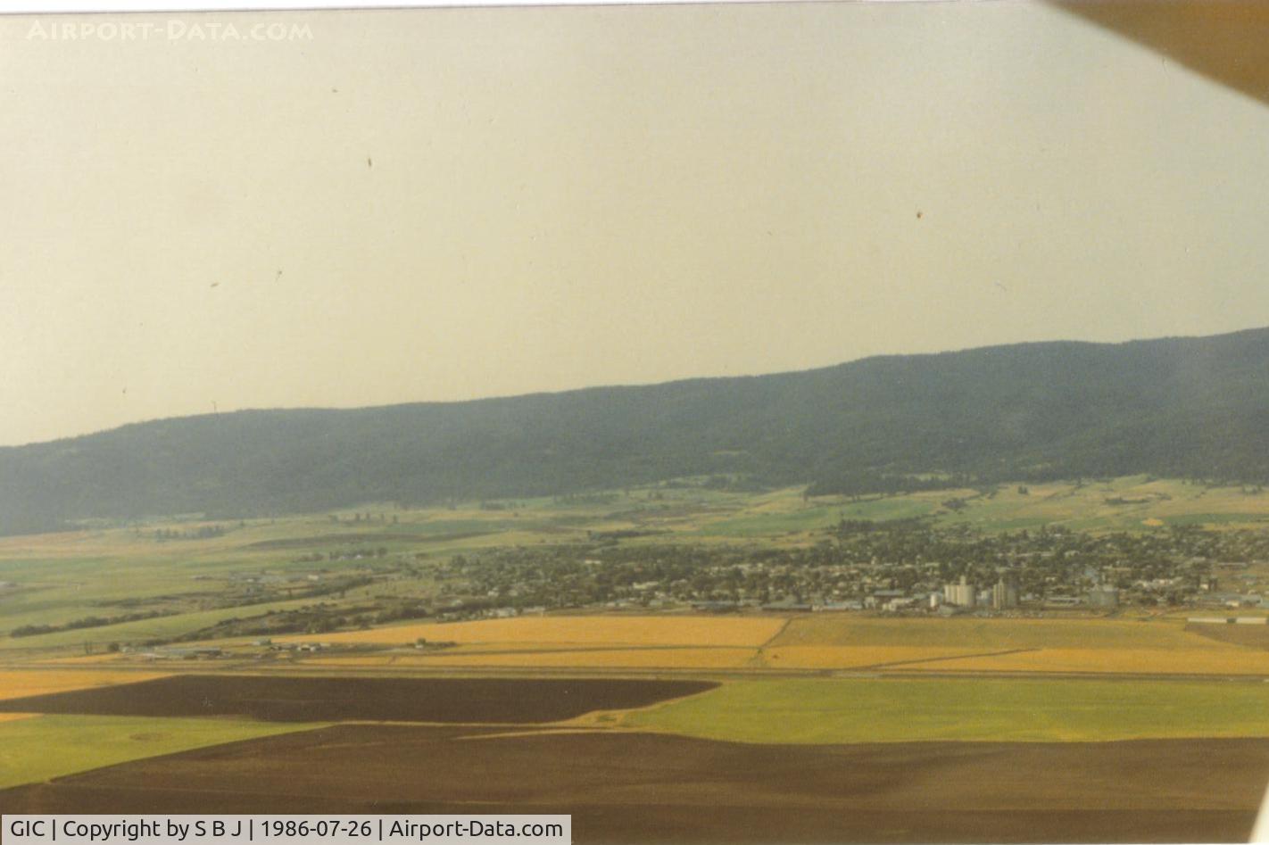 Idaho County Airport (GIC) - Picture of Grangeville airport after departing and on downwind in 1986.
