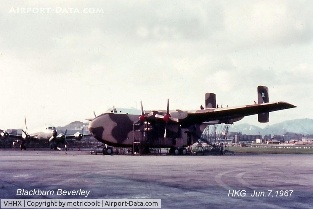 Kai Tak Airport (closed 1998), Kowloon Hong Kong (VHHX) - RAF Far East Blackburn Beverley