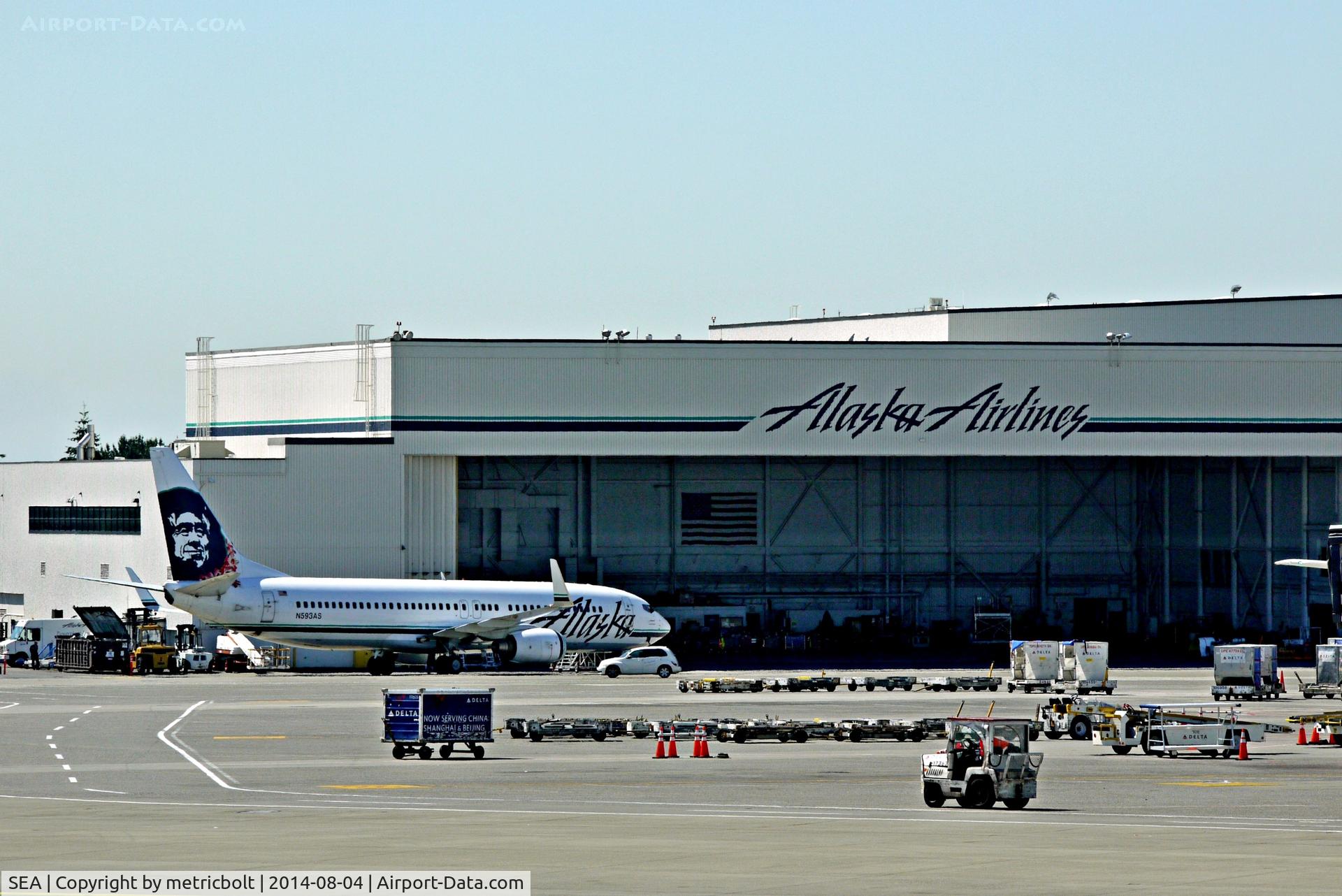 Seattle-tacoma International Airport (SEA) - Alaska Airlines maintenance hangar