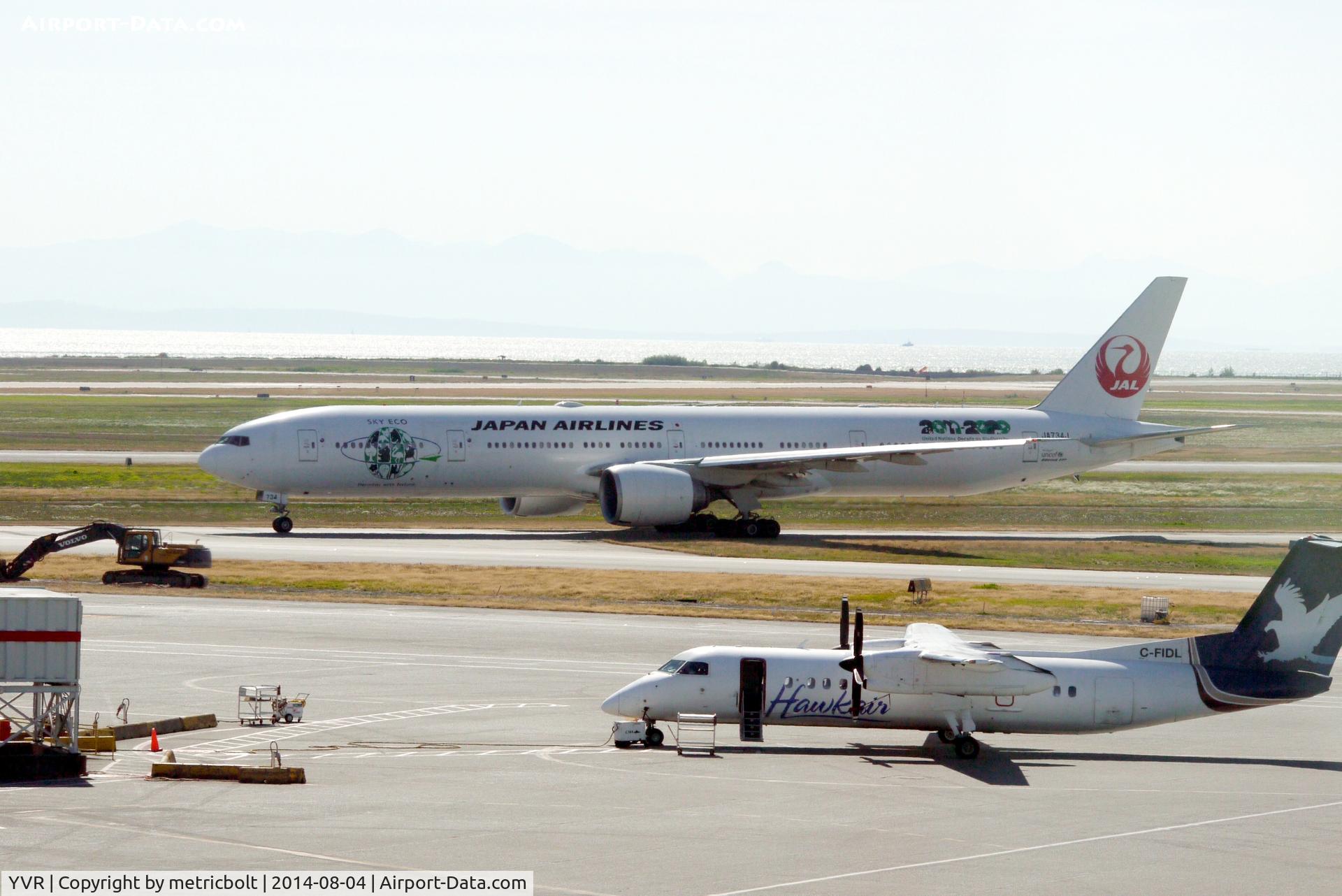 Vancouver International Airport, Vancouver, British Columbia Canada (YVR) - JL61 to Tokyo