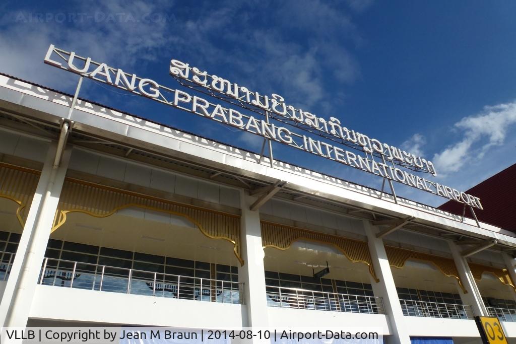 Luang Prabang International Airport, Luang Prabang Lao People's Democratic Rep. (VLLB) - Beautiful approach to LPQ airport as surrounded by mountainous terrain. Luang Prabang, a small provincial town in Laos is definitely worth a visit !