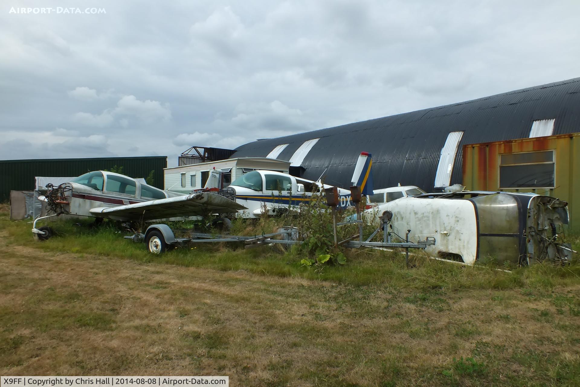 X9FF Airport - the boneyard at Farley Farm Strip
