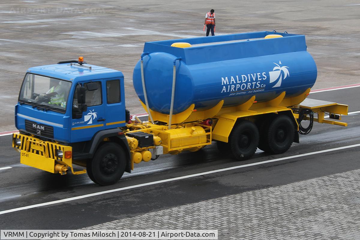 Malé International Airport, Hulhulé Island, North Malé Atoll Maldives (VRMM) -      