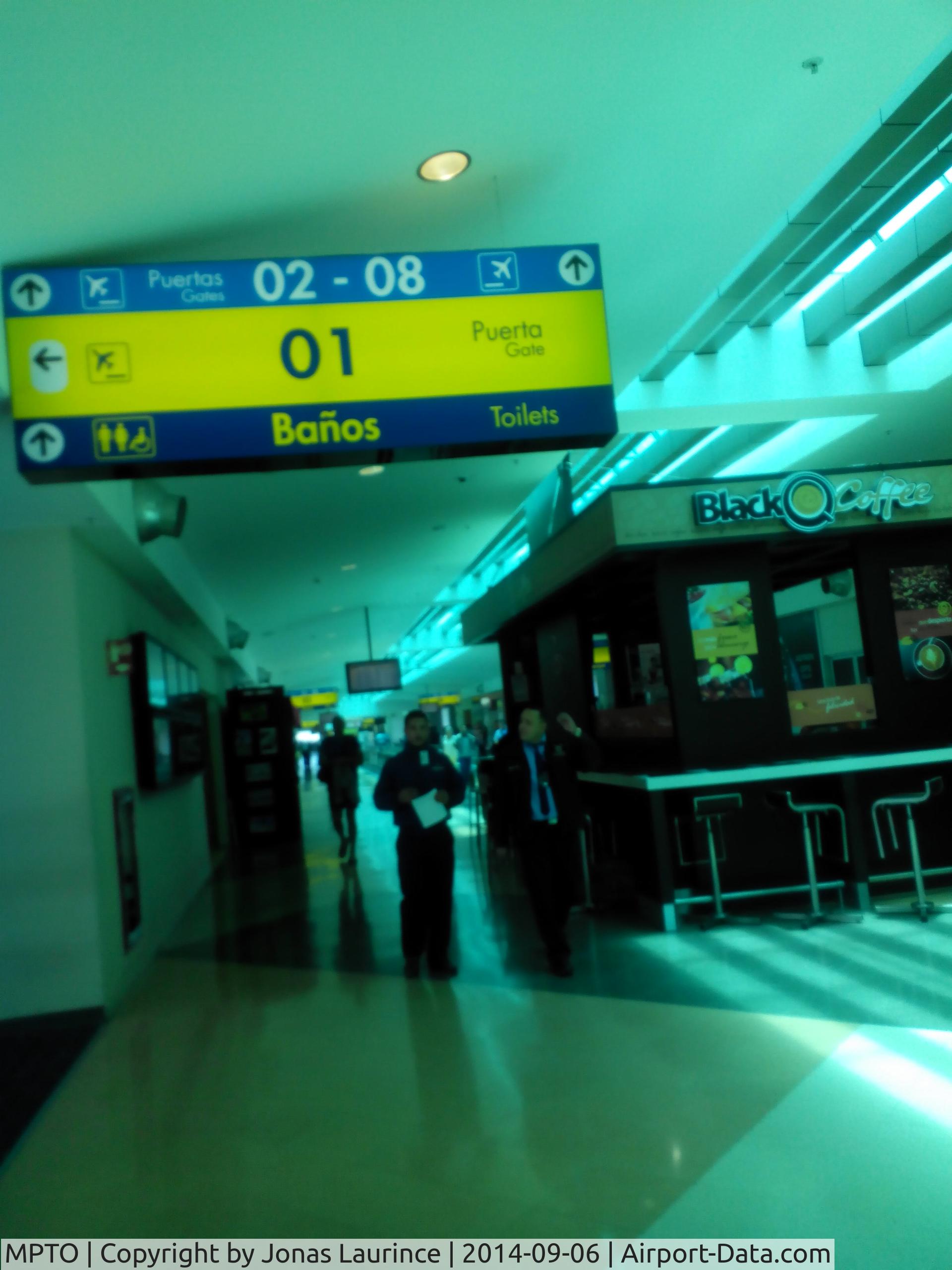 Tocumen International Airport, Panama City Panama (MPTO) - Tocumen Airport inside