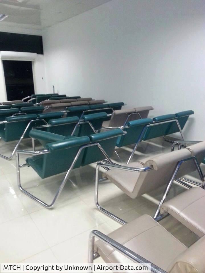 Cap-Haitien International Airport, Cap-Haitien Haiti (MTCH) - American Airlines Departure hall at the Hugo Chavez International Airport of Cap-Haitien 
