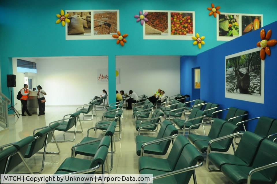 Cap-Haitien International Airport, Cap-Haitien Haiti (MTCH) - Waiting Hall of the Hugo Chavez International Airport of Cap-Haitien