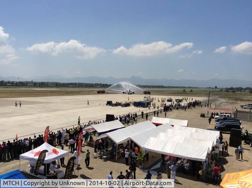 Cap-Haitien International Airport, Cap-Haitien Haiti (MTCH) - Traditional welcome of the American Airlines aircraft after landing for the first time at the Hugo Chavez International Airport of Cap-Haitien for the inaugural flight from Miami