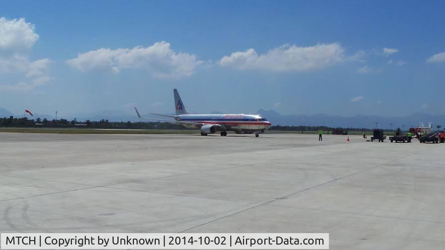 Cap-Haitien International Airport, Cap-Haitien Haiti (MTCH) - First landing of the aircraft American Airlines at the Airport of Cap-Haitien