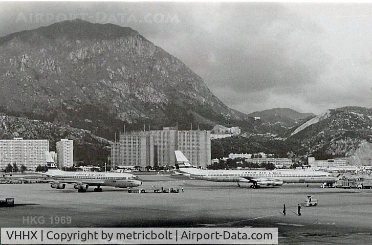 Kai Tak Airport (closed 1998), Kowloon Hong Kong (VHHX) - JAL DC-8s at Kai Tak 1969