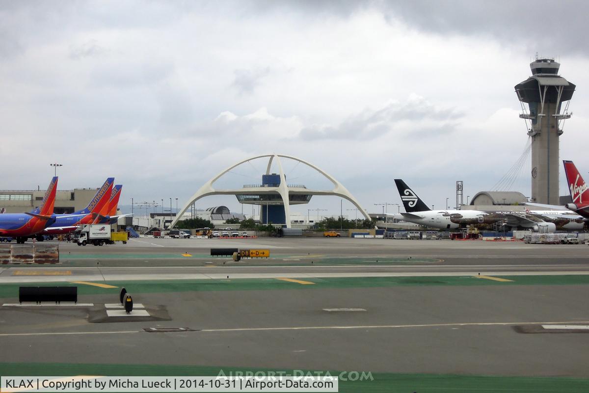 Los Angeles International Airport (LAX) - I never get tired of this iconic view