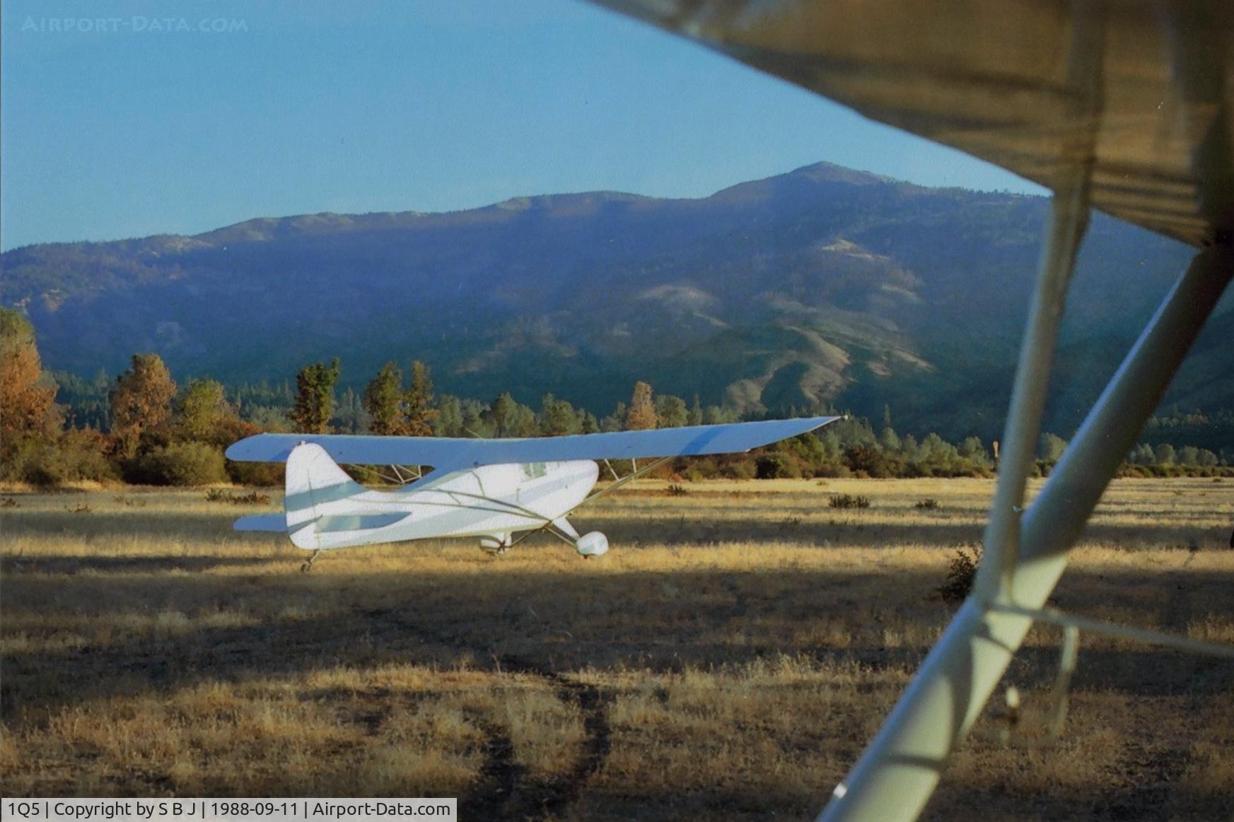 Gravelly Valley Airport (1Q5) - N3942E in the early morning light ready to depart Gravelly Valley. The air this fall morning was excellent. Sometimes wish you could capture the moment in a bottle. This was one of those moments!
