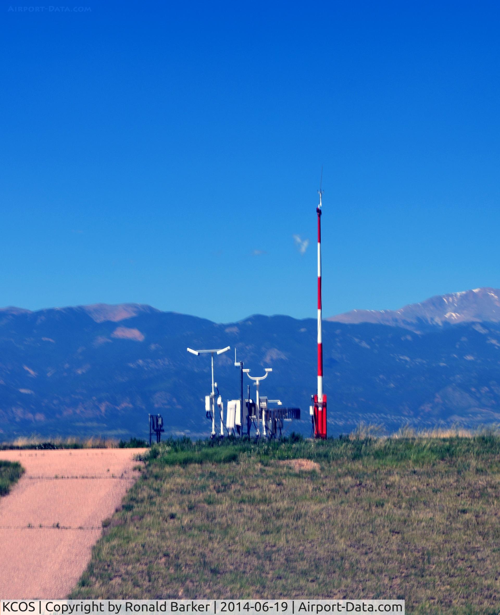 City Of Colorado Springs Municipal Airport (COS) - Radio towers COS