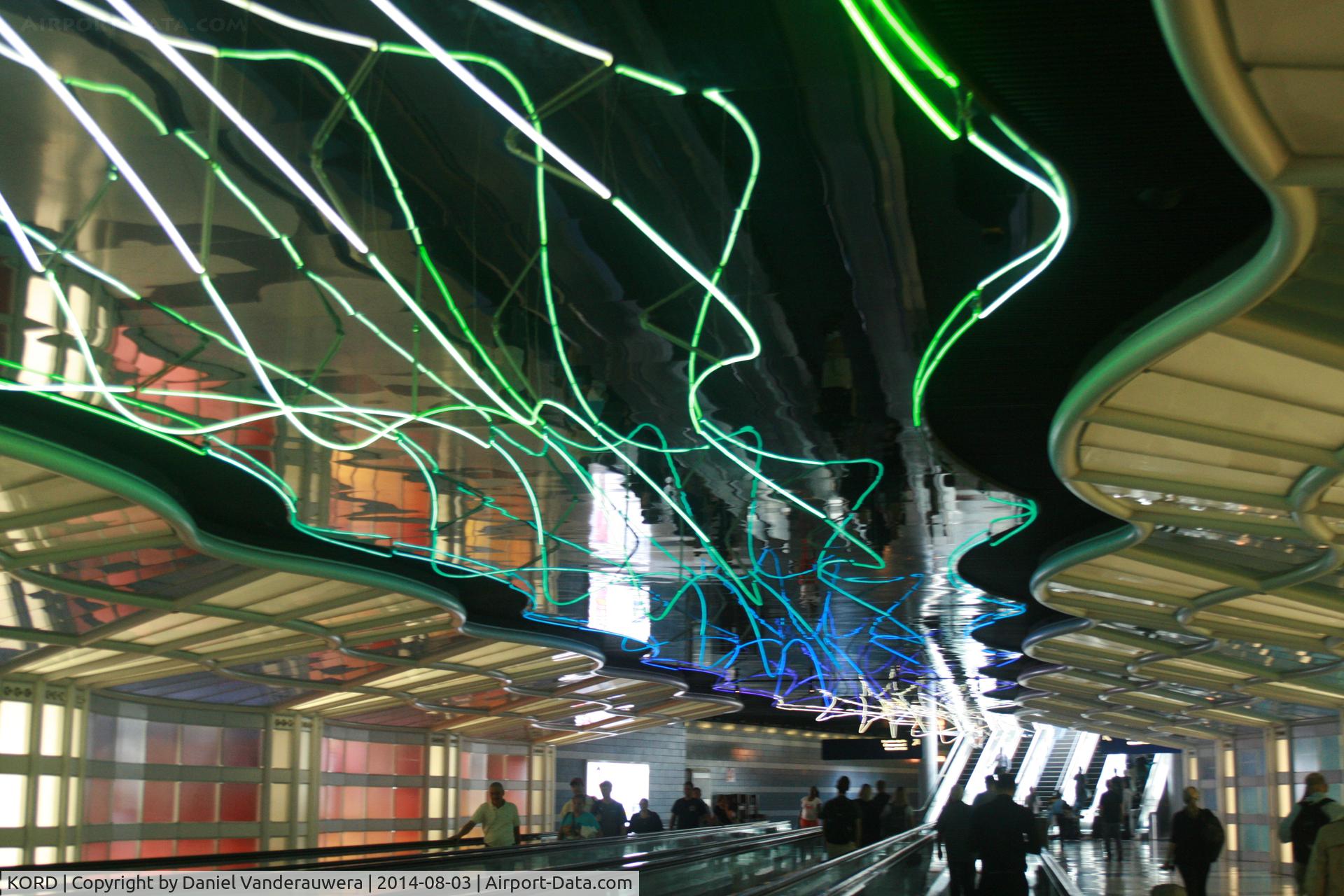 Chicago O'hare International Airport (ORD) - Tunnel Terminal 1