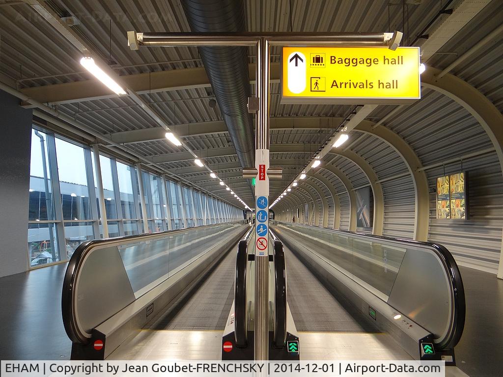 Amsterdam Schiphol Airport, Haarlemmermeer, near Amsterdam Netherlands (EHAM) - gate M