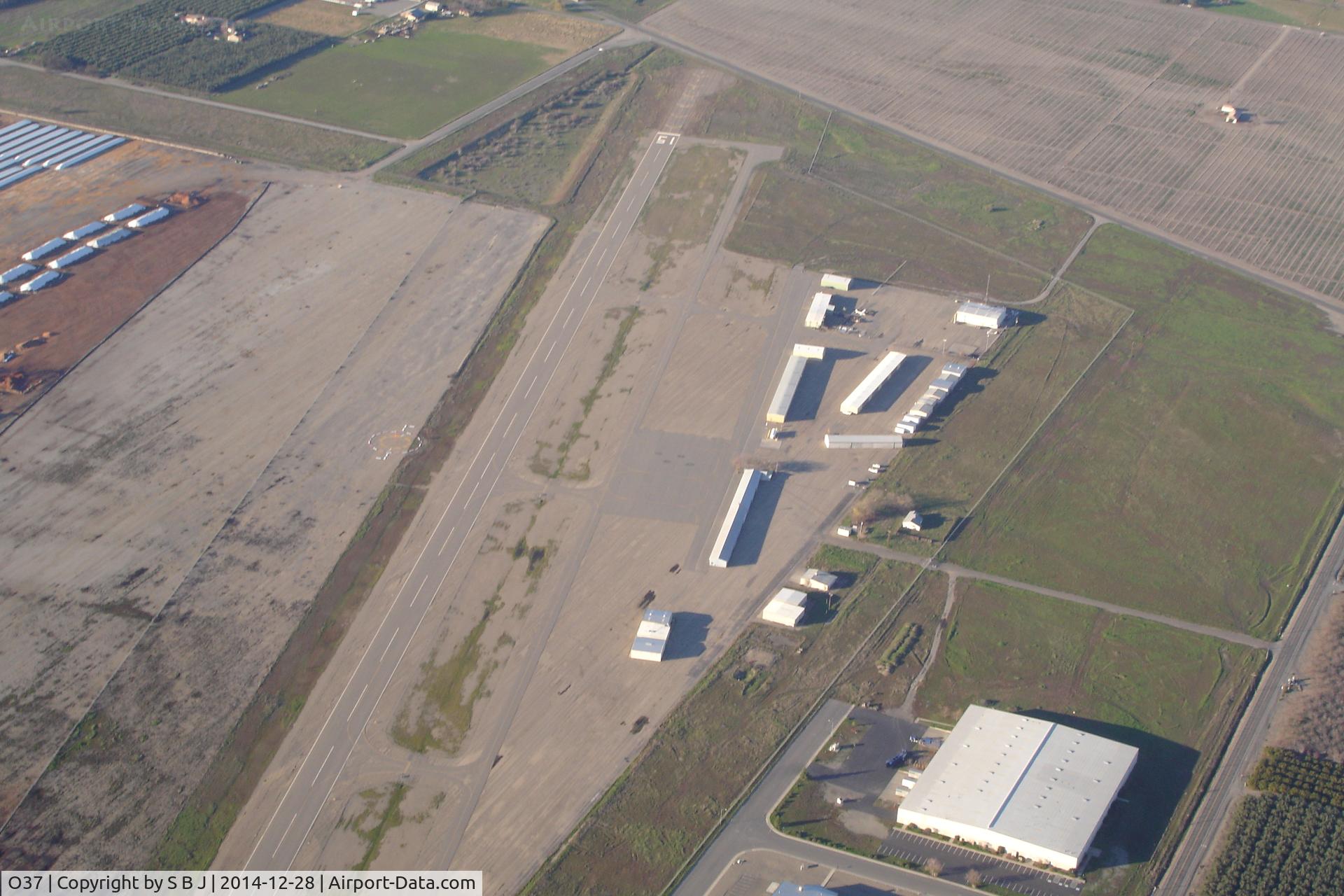 Haigh Field Airport (O37) - View to the NW of quiet Haigh airport.