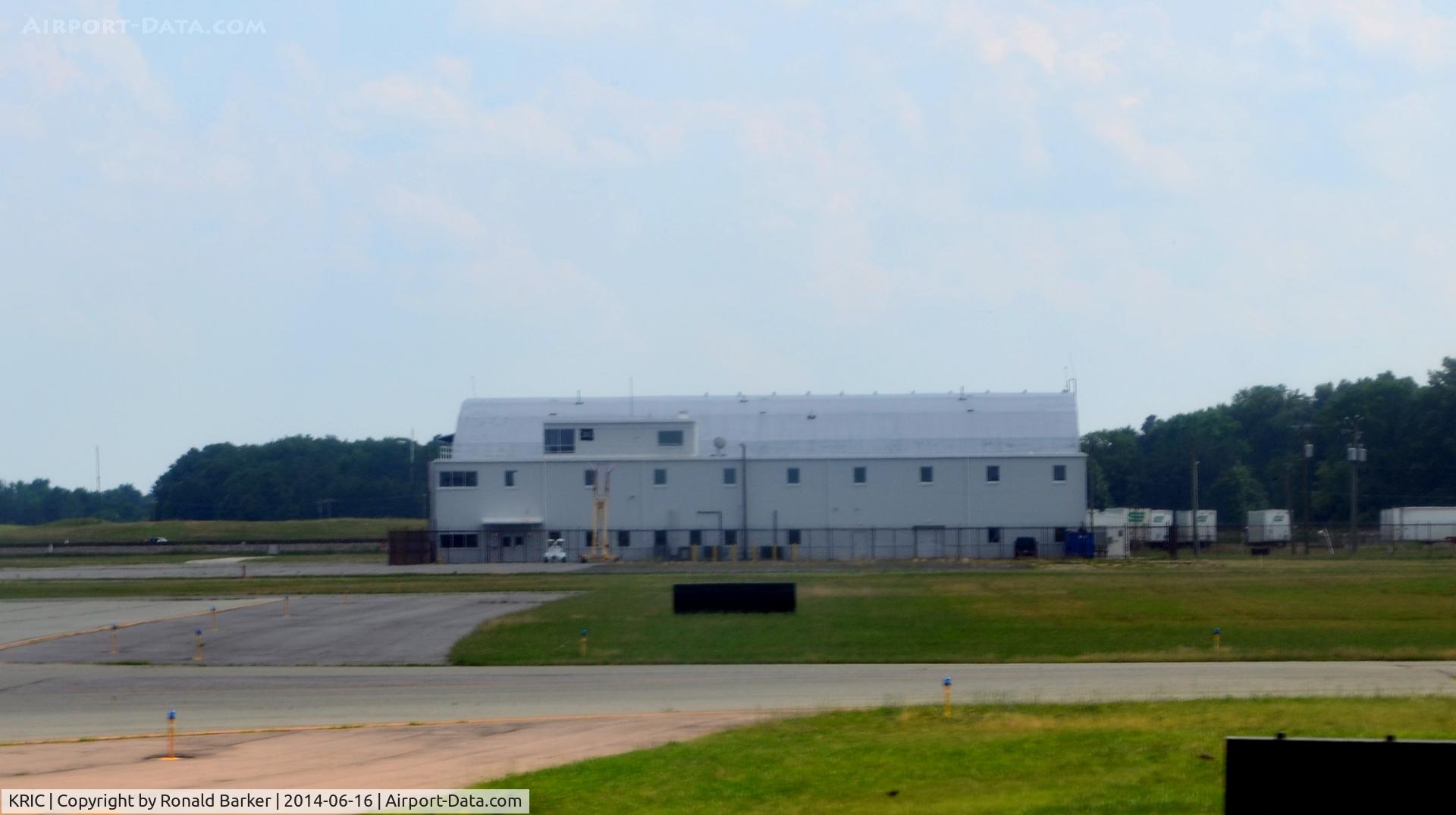 Richmond International Airport (RIC) - Hanger Richmond