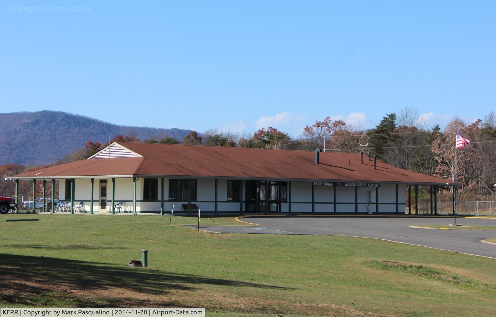 Front Royal-warren County Airport (FRR) - Main Terminal