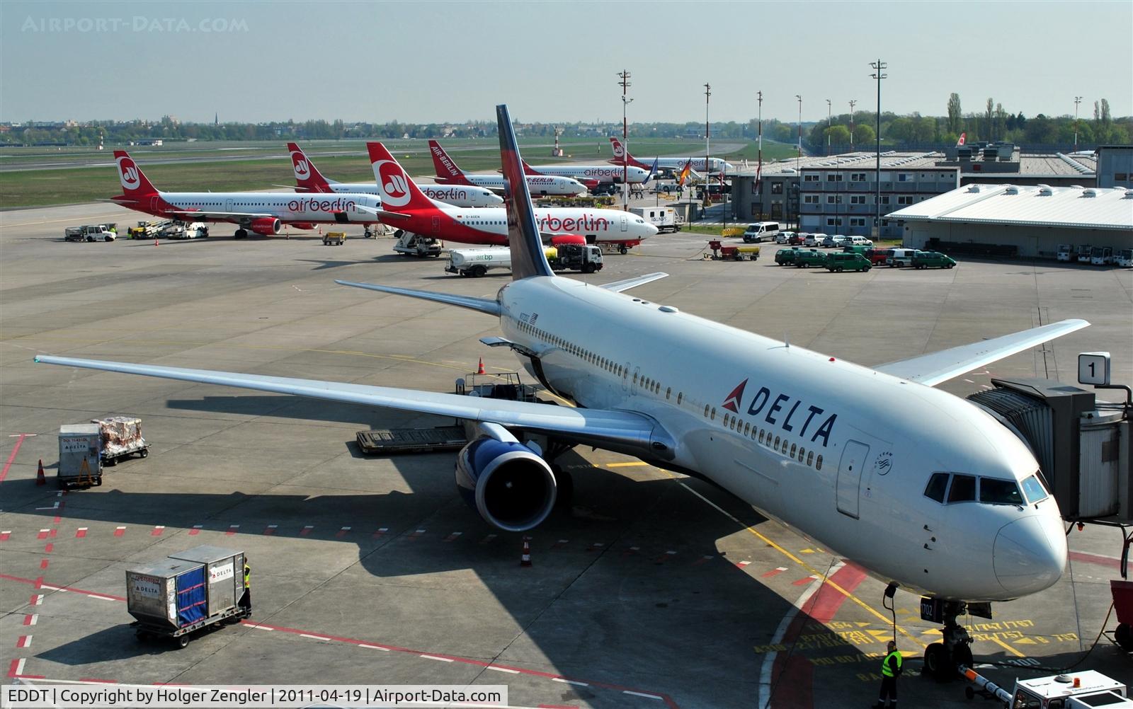 Tegel International Airport (closing in 2011), Berlin Germany (EDDT) - View from visitor´s terrace to eastern parts of TXL....