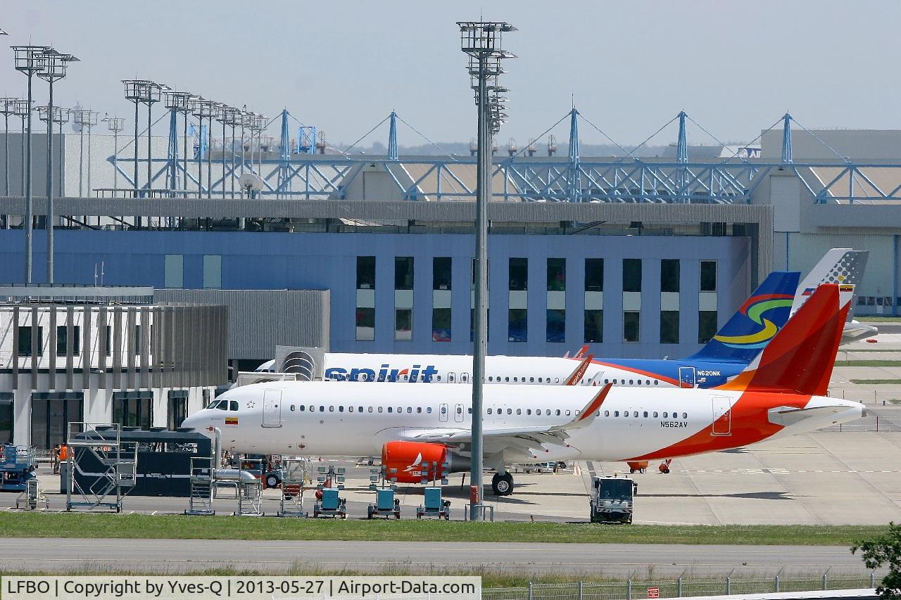 Toulouse Airport, Blagnac Airport France (LFBO) - Airbus delivery center, Toulouse-Blagnac  airport (LFBO-TLS)