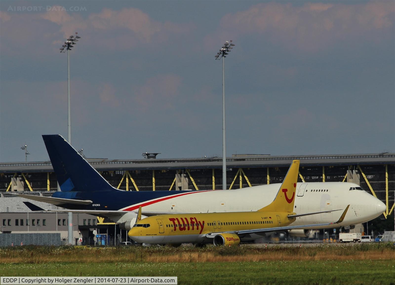 Leipzig/Halle Airport, Leipzig/Halle Germany (EDDP) - View to apron 1 west with a resting big baby and a rolling canary bird on twy November....