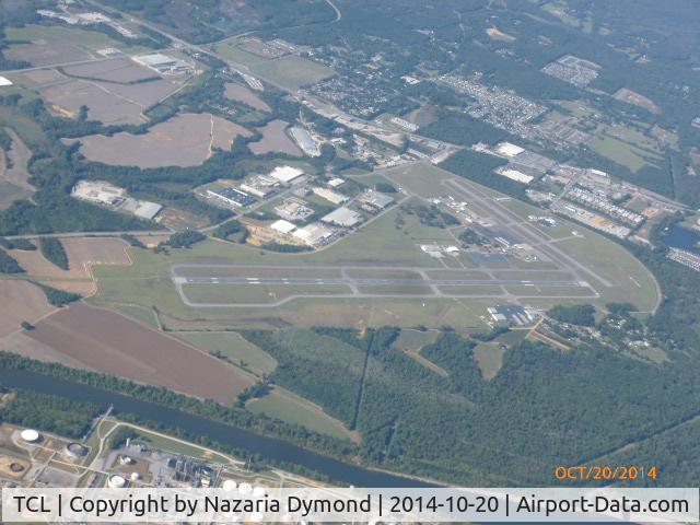Tuscaloosa Regional Airport (TCL) - Passing over TCL, en route from New Orleans to Tn.