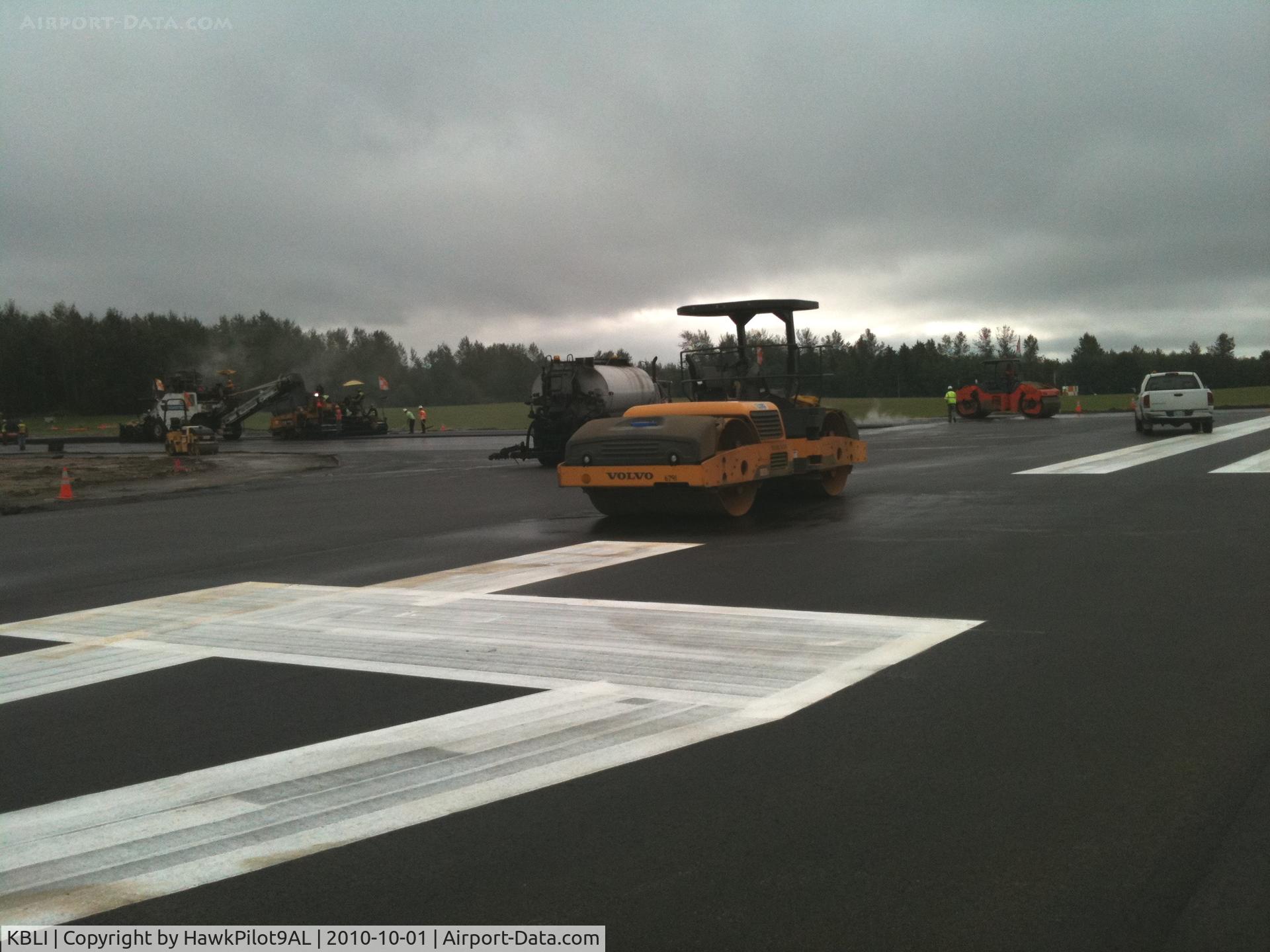 Bellingham International Airport (BLI) - KBLI