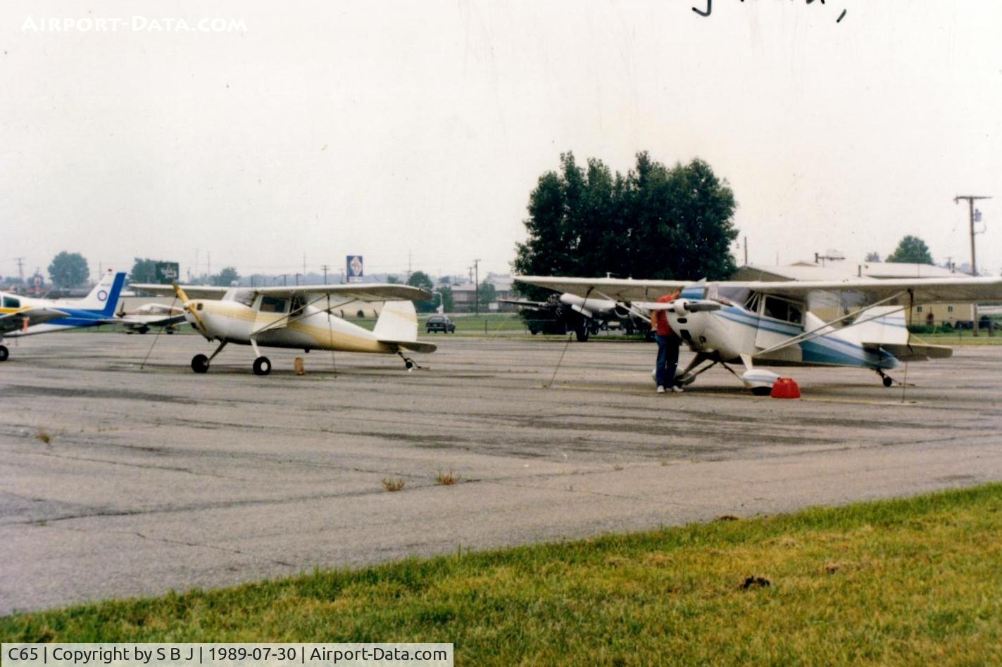 Plymouth Municipal Airport (C65) - The Plymouth ramp with view to the west.