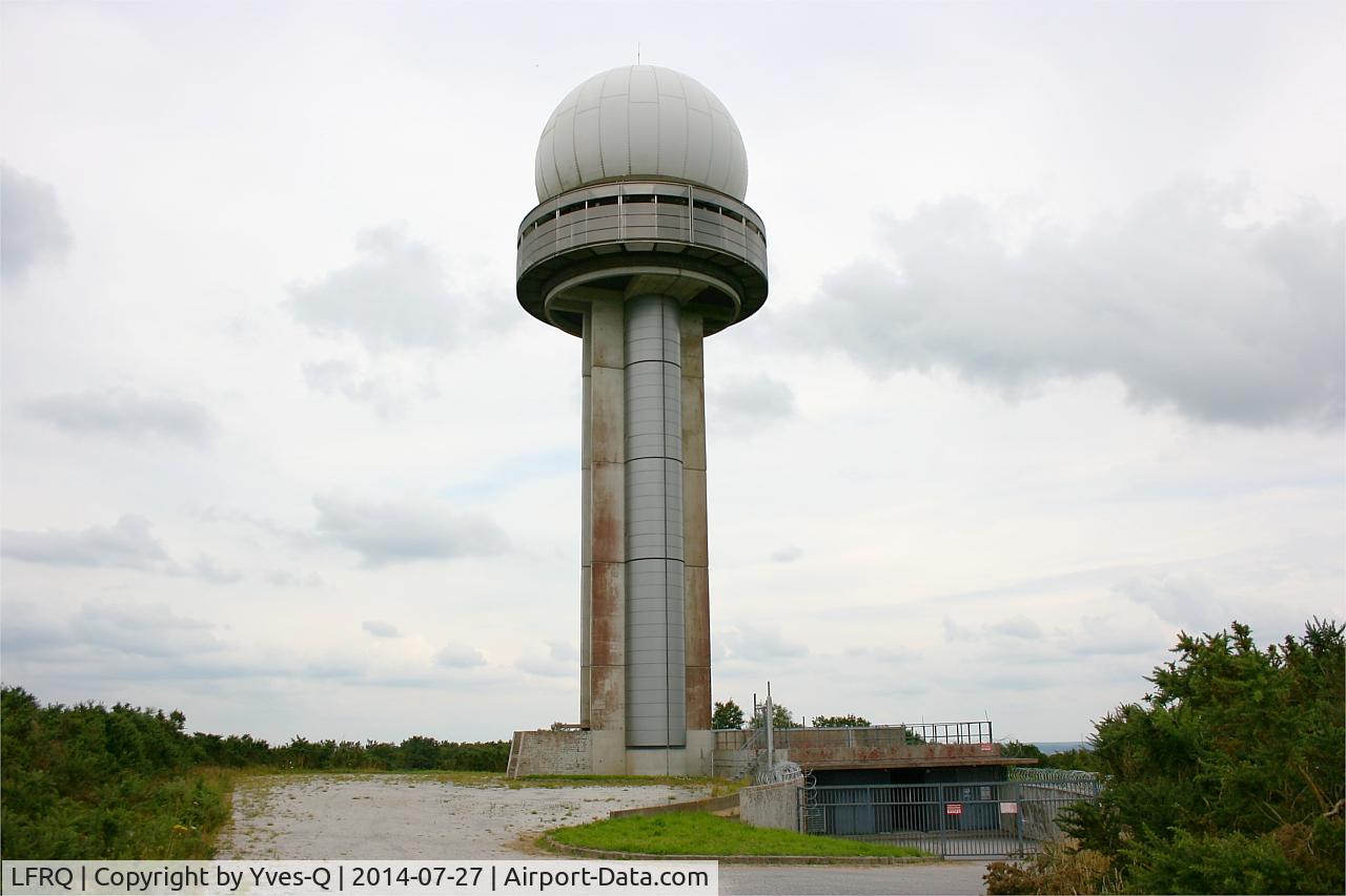 Quimper Pluguffan Airport, Quimper France (LFRQ) - St Gouazec air traffic control radar near Quimper airport (LFRQ-UIP)