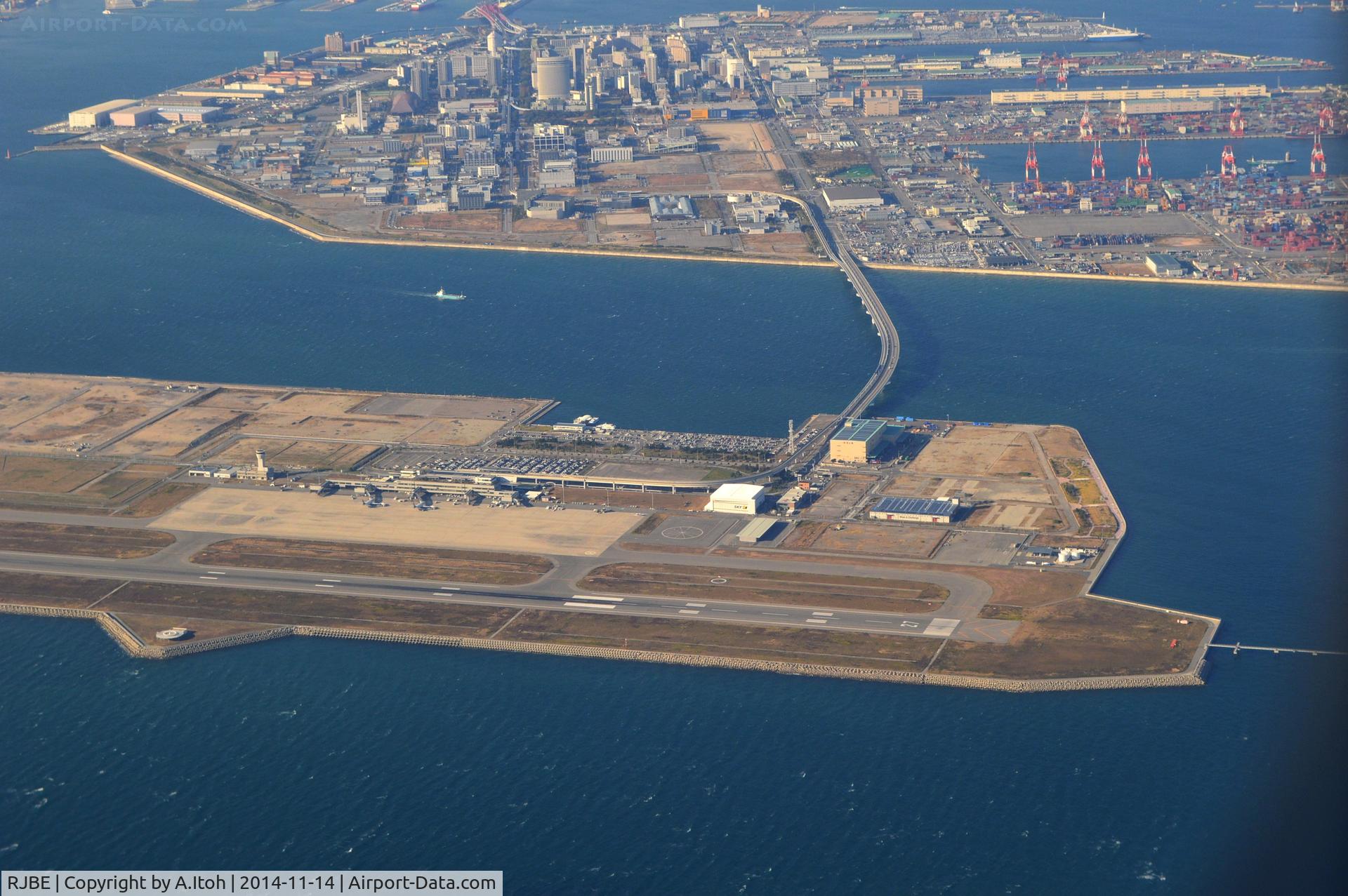 Kobe Airport, Kobe, Hy?go Japan (RJBE) - On Jetstar flight number GK152 