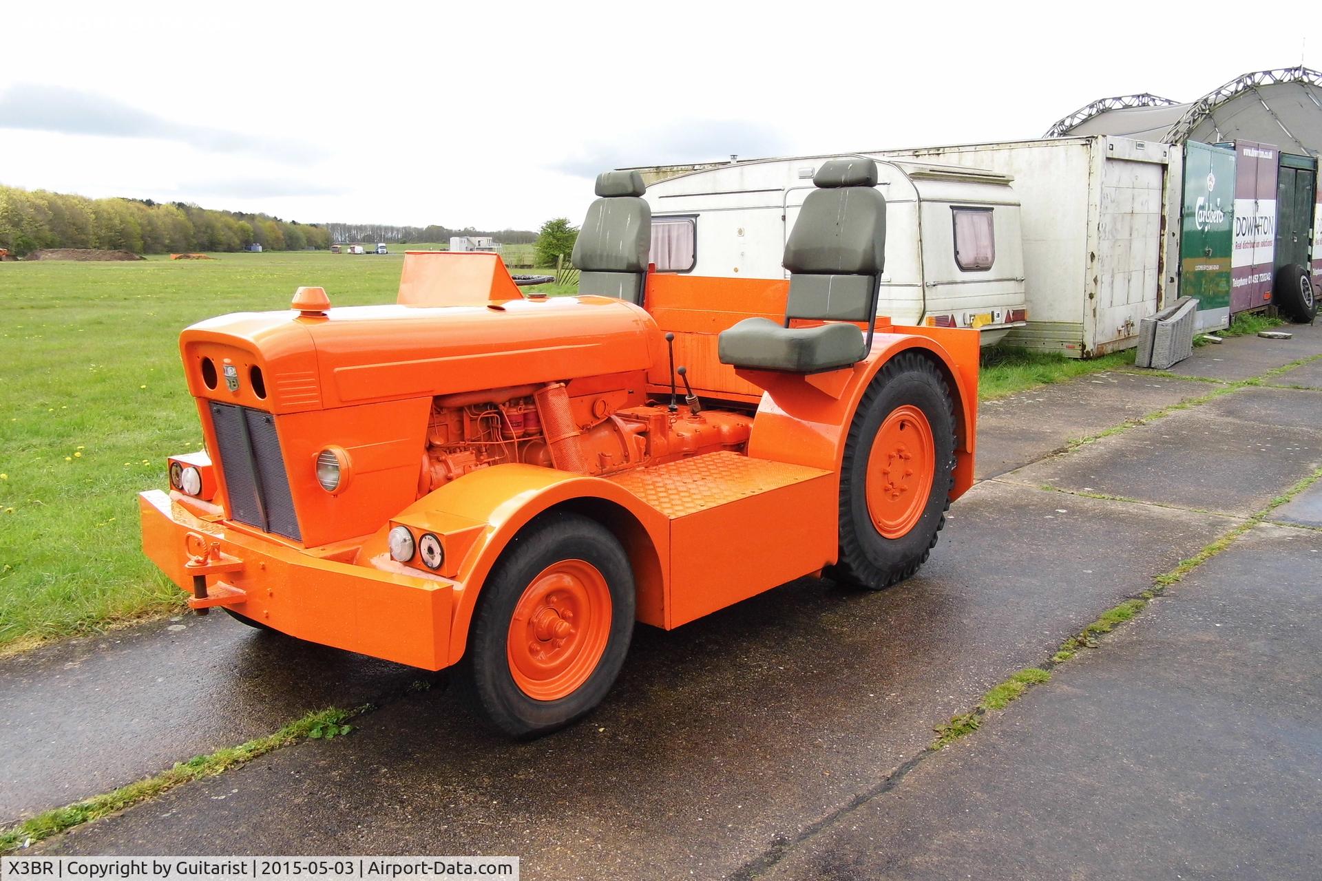 X3BR Airport - Ground ops vehicle at Bruntingthorpe