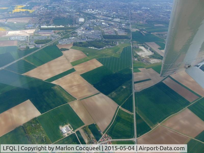 Lens Benifontaine Airport, Lens France (LFQL) - Crossind runway 21 with F-GMEL