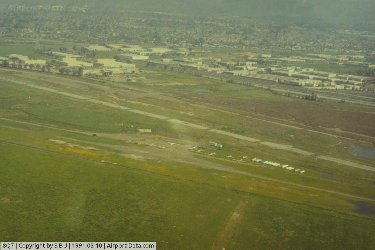 8Q7 Airport - Sky Sailing airport in Fremont,Ca. in 1991 just befor closure with all hangars already gone.At this time it was only a shadow of its glory days when it was the most active west coast gliderport.View is east.