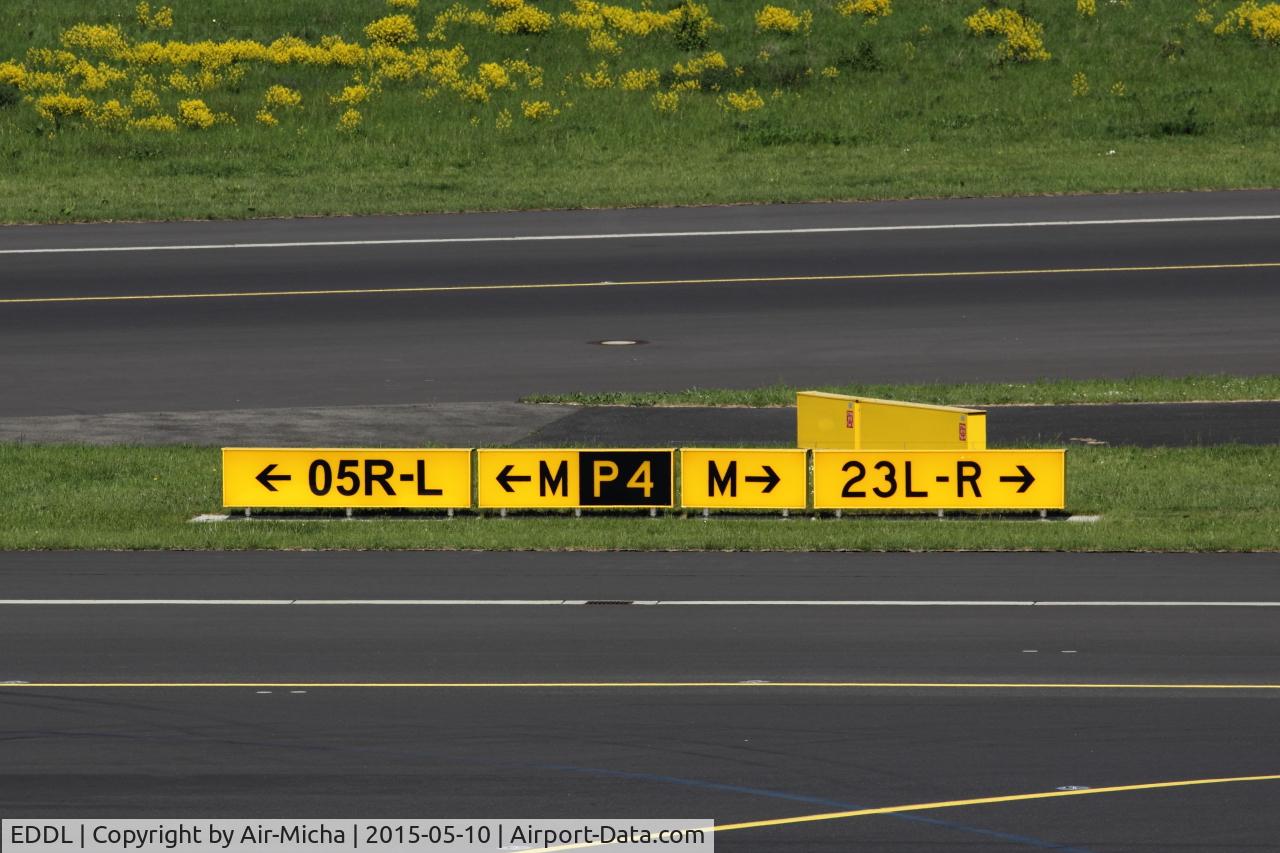 Düsseldorf International Airport, Düsseldorf Germany (EDDL) - Runway