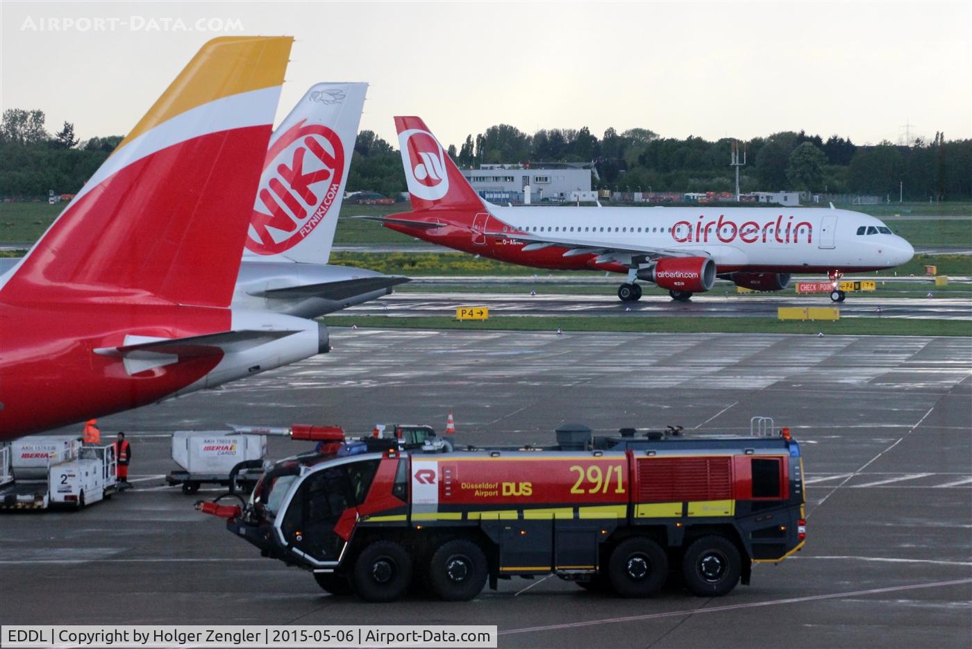 Düsseldorf International Airport, Düsseldorf Germany (EDDL) - Safety first on DUS....