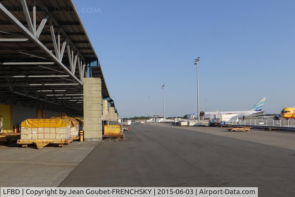 Bordeaux Airport, Merignac Airport France (LFBD) - Fret