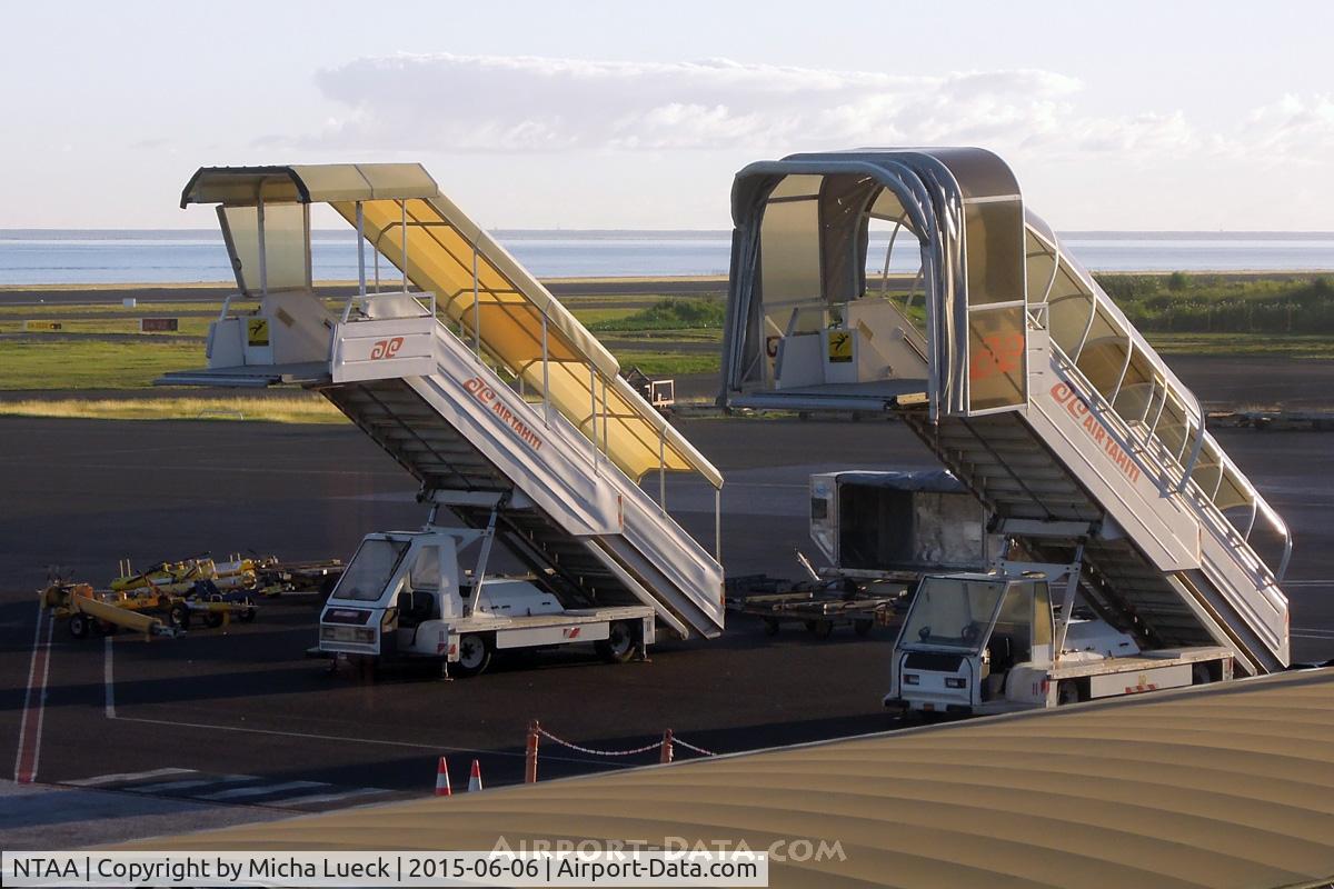 Faa'a International Airport, Faa'a, Tahiti French Polynesia (NTAA) - At Pape'ete