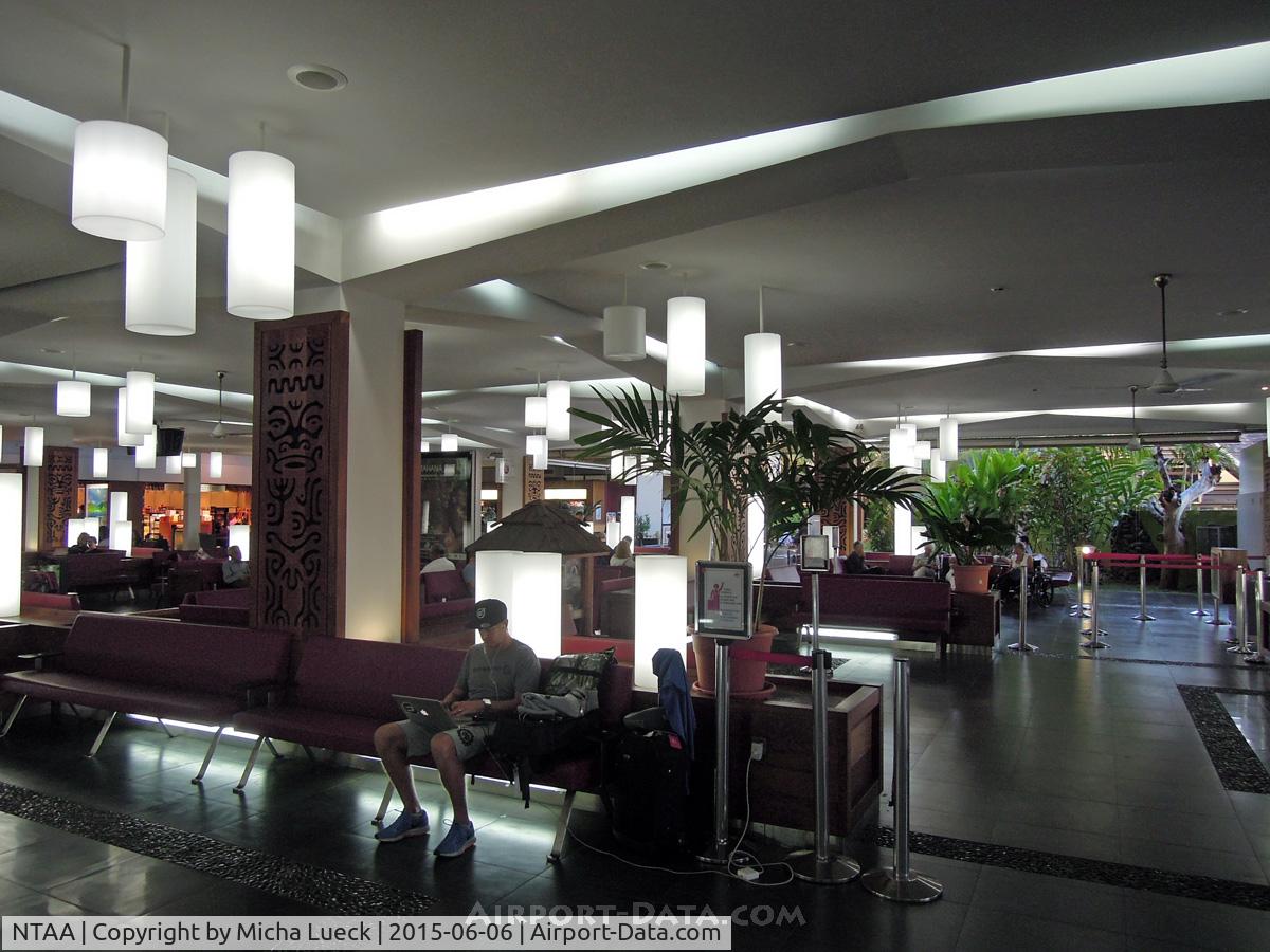 Faa'a International Airport, Faa'a, Tahiti French Polynesia (NTAA) - Departure hall - half open air, half roofed...