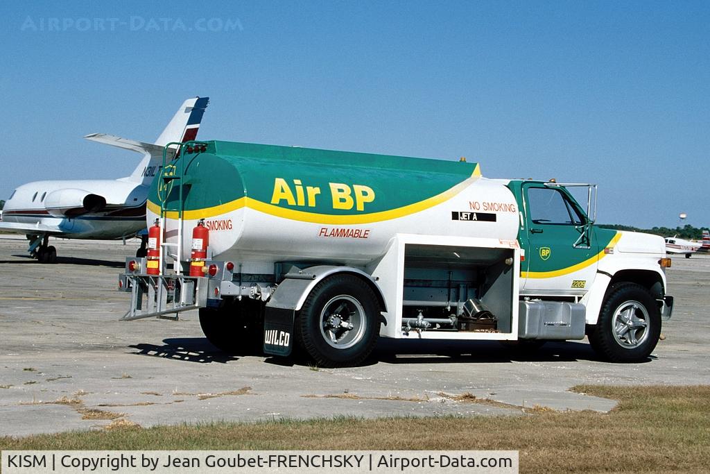 Kissimmee Gateway Airport (ISM) - Air Bp with Dassault Fan Jet Falcon (20C) N31LT
(1994)
