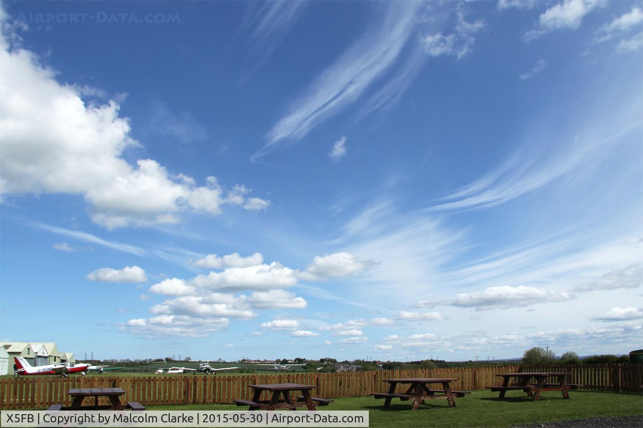 X5FB Airport - Summer finally arrived at Fishburn!